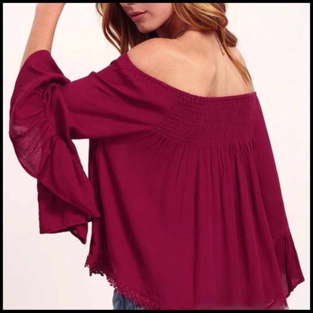 Boho Ruffle Bell Sleeve - Picture 2 of 8