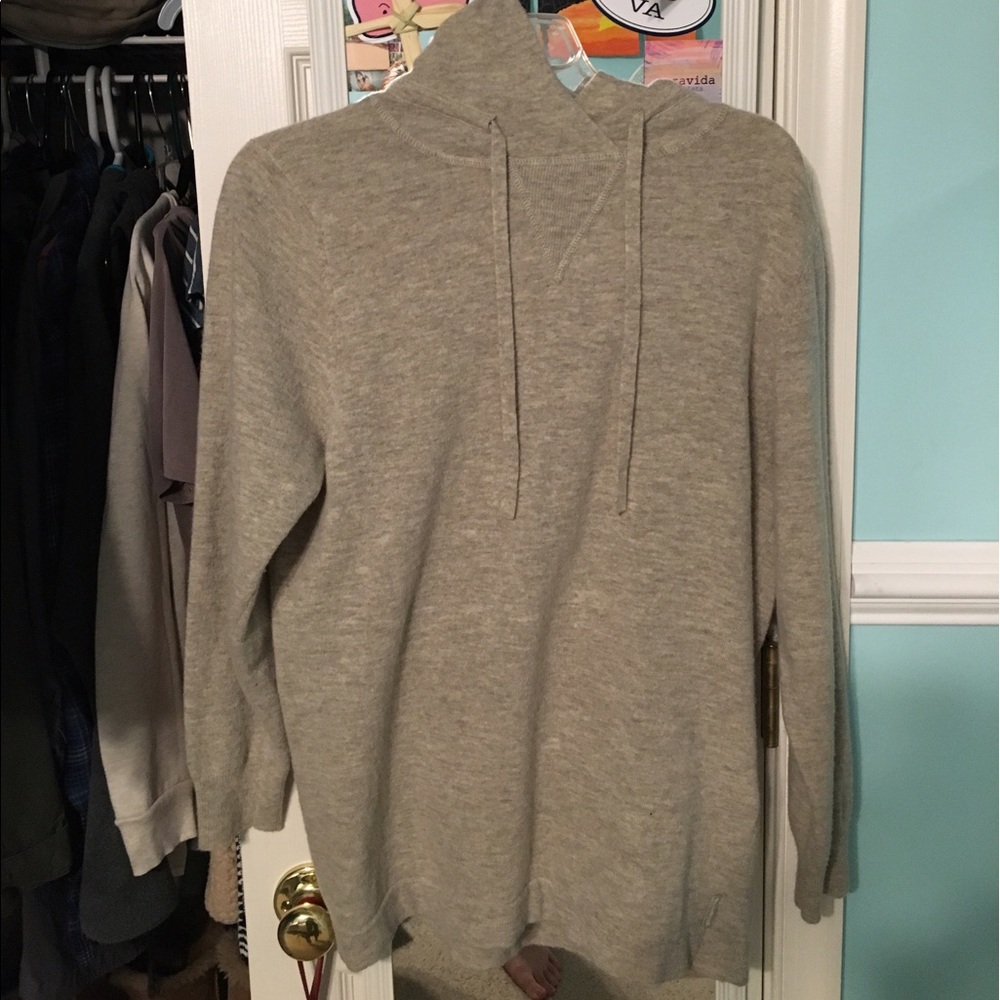 Woolrich sweater