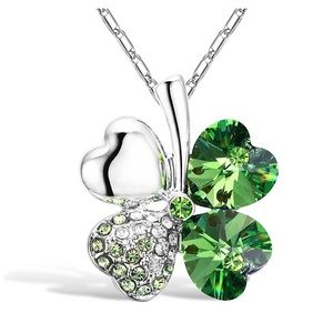 Four Leaf Clover Heart-shaped Pendant Necklace