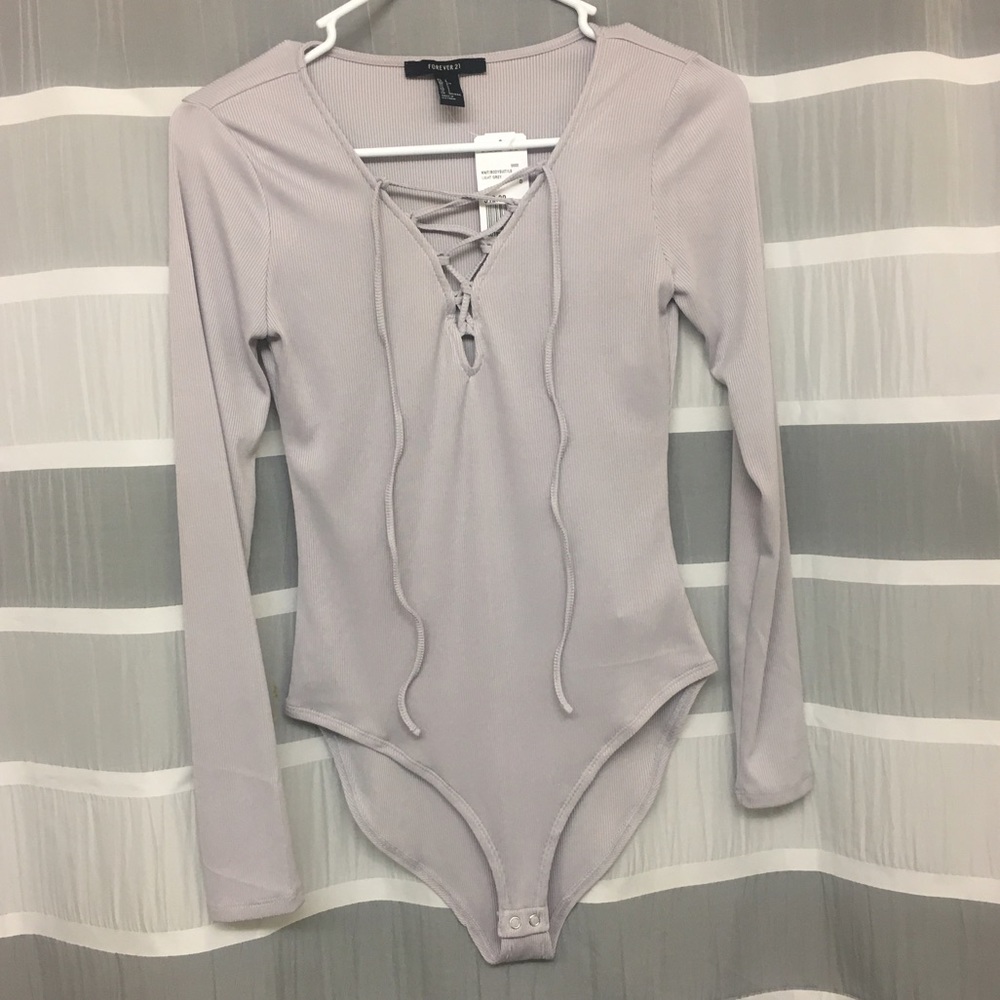 NWT f21 long sleeve bodysuit
