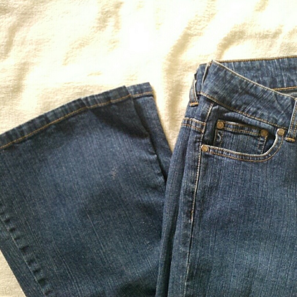 Flared jeans - Picture 2 of 3