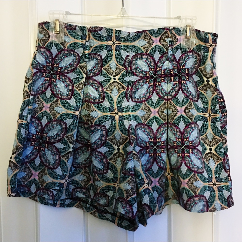 Nordstrom BP patterned shorts
