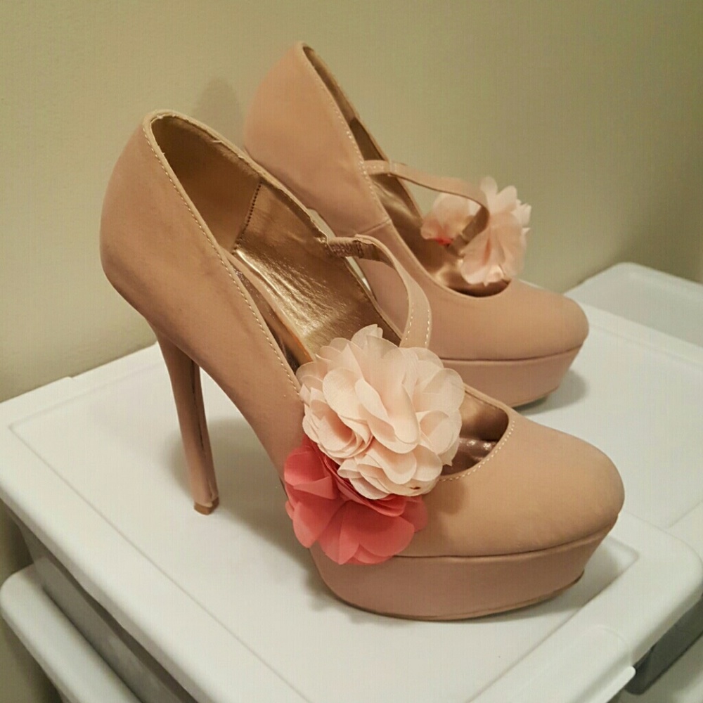 Nude heels
