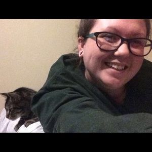 Meet your Posher, Amanda