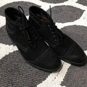 Men's shoes