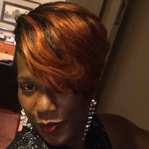 Meet your Posher, Romayne