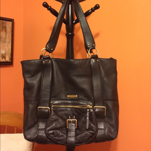 Michael Kors - Picture 1 of 4