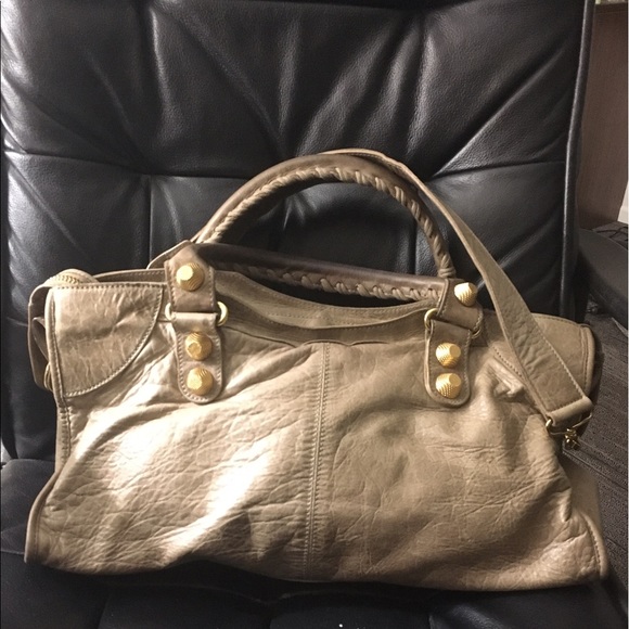 Balenciaga (additional) - Picture 3 of 4