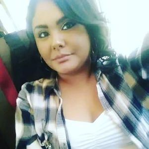 Meet your Posher, Risa