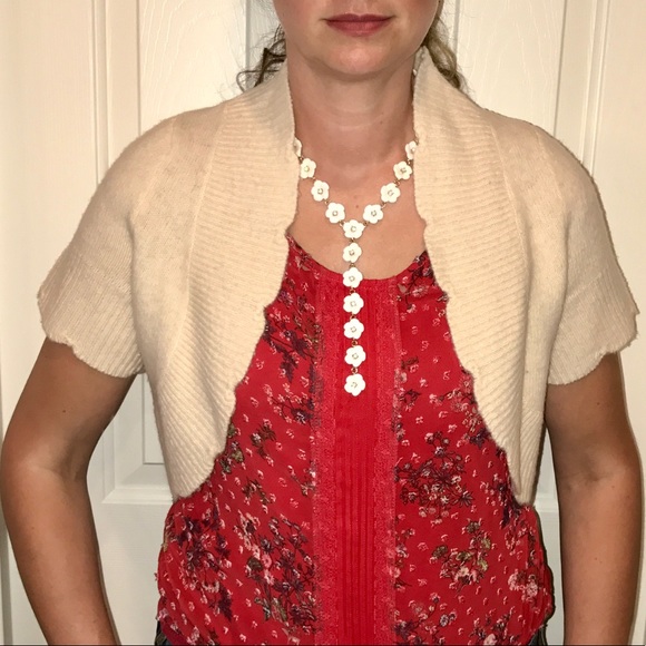 ANTHROPOLOGIE cream wool shrug - Picture 1 of 5