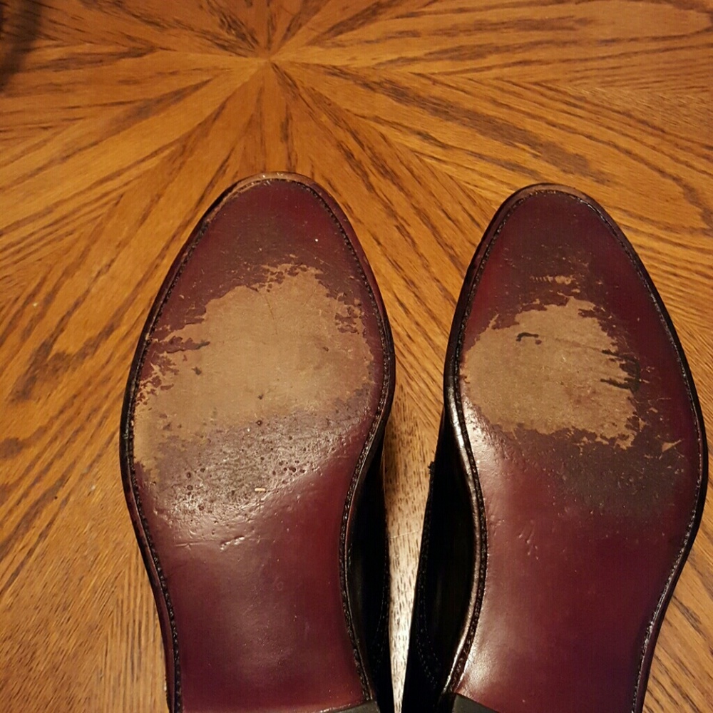 shoes - Picture 3 of 3