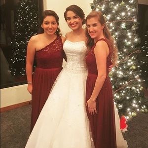 Size 2. I'm 5'2. Wore 3-4 in. heels