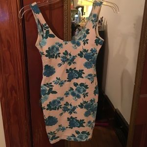Super cute floral mini dress