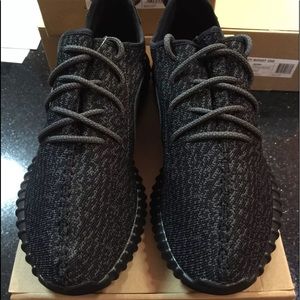 Yeezy Boost 350 Pirate Blacks