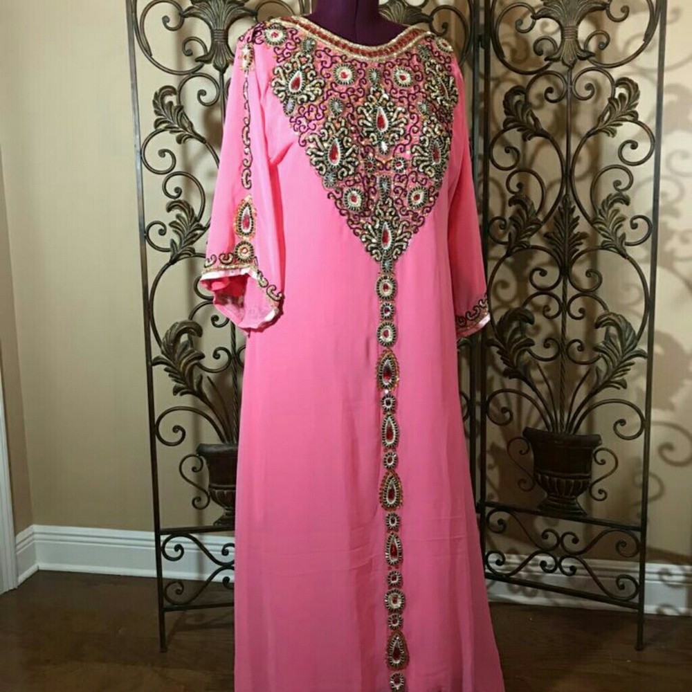 Dubai kaftan