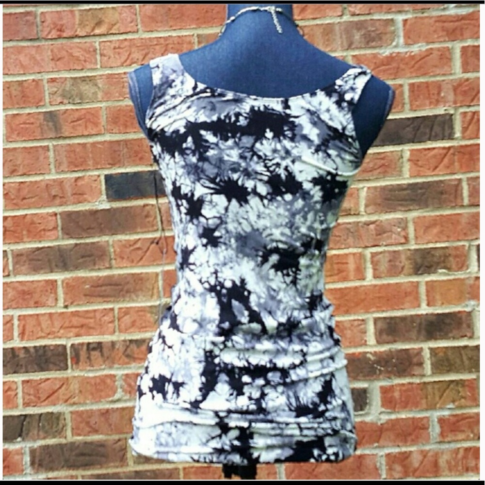 NEW ROCK & REPUBLIC Small Yoga Tie Dye Tank Top - Picture 3 of 8