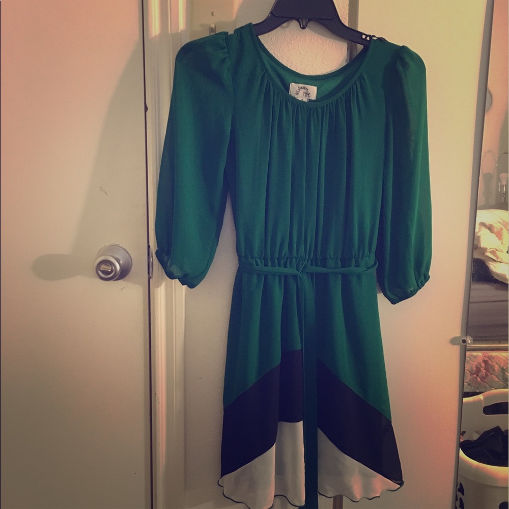 Beautiful emerald green dress. Size S