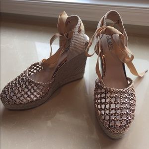 Catherine Malandrino Wedge espadrille