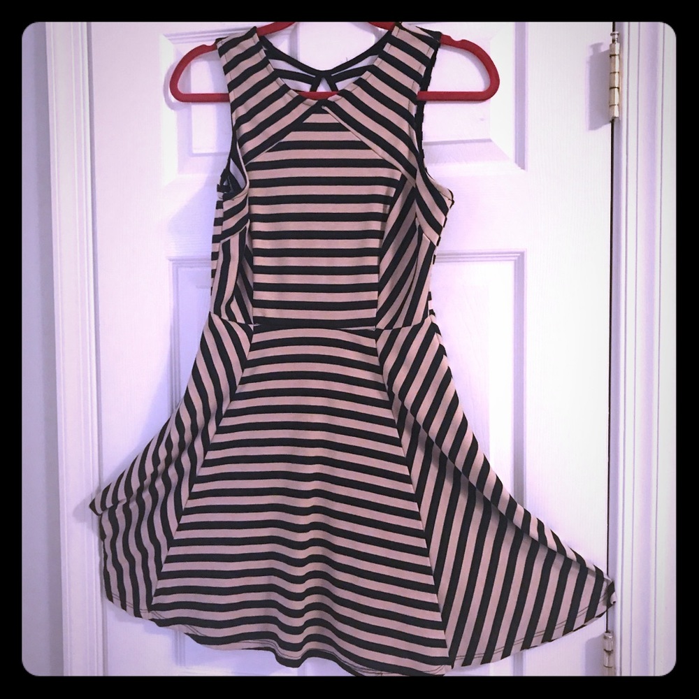 ❤️Striped cream short dress