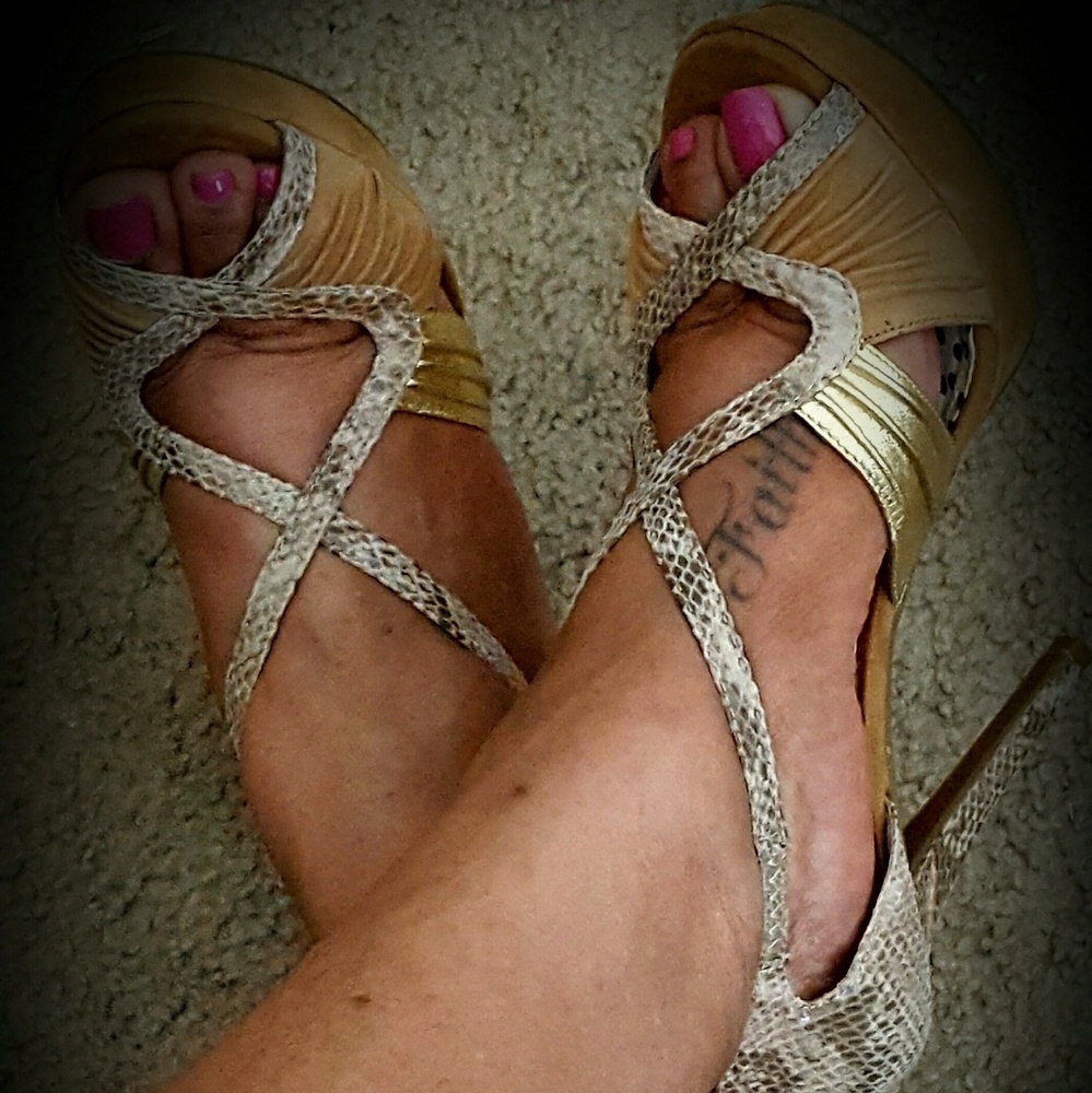 Women shoes