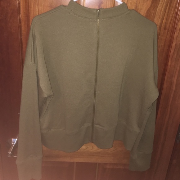 Forever 21 Army green sweatshirt zip up - Picture 3 of 3