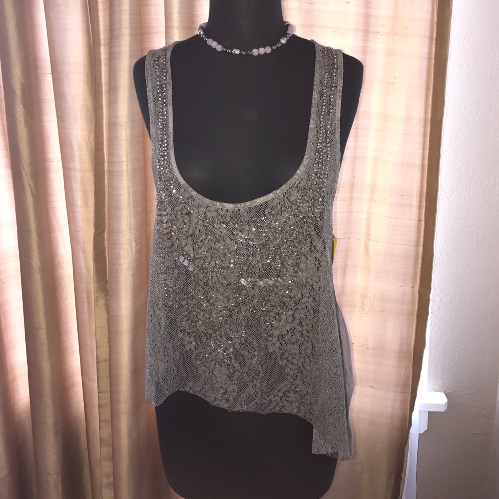 Top shop, tank