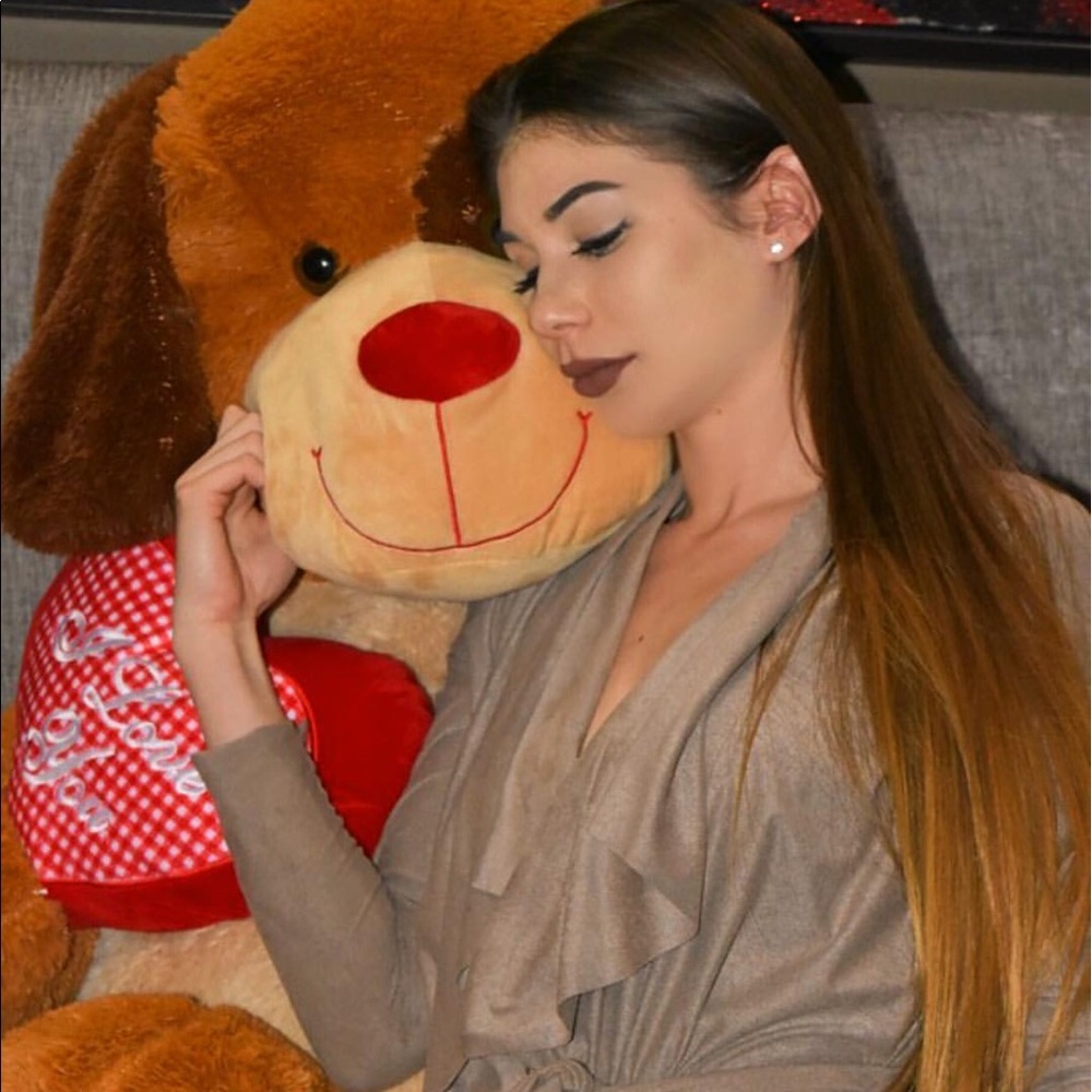 Meet your Posher, Nicola