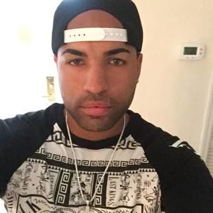 Meet your Posher, Jerome