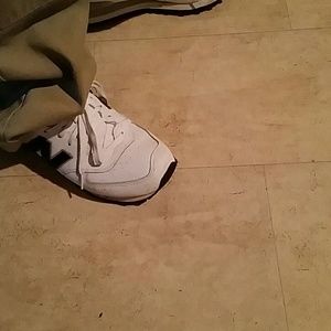 Meet your Posher, Joyce