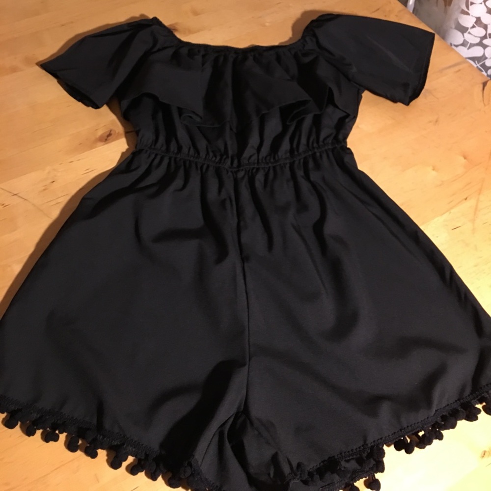 ๐ฅHP๐ฅ๐ Off Shoulder Black Romper w/Pom Pom Trim - Picture 4 of 7