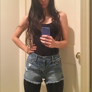 Closing TODAY♦Hollister Cut off