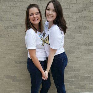 Meet your Posher, Brandi