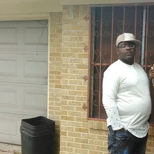 Meet your Posher, Dwight earl