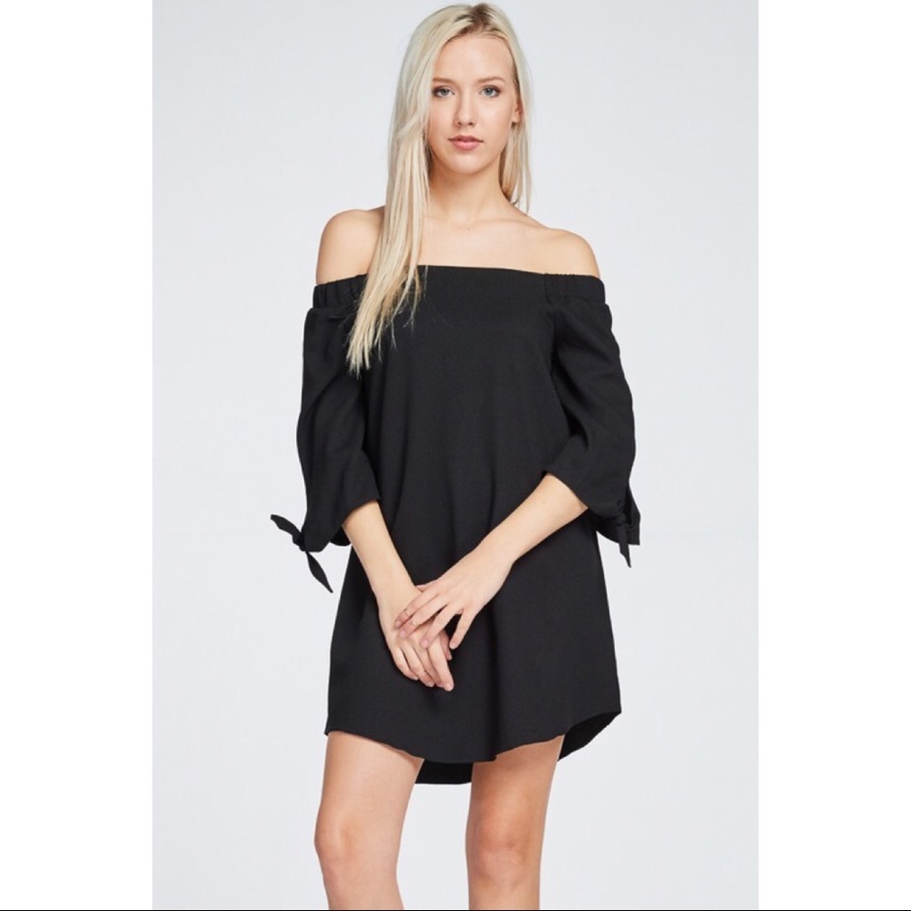Mauve Off the Shoulder Tied Wrist Dress - Picture 5 of 5