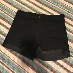 American Eagle Hi-rise stretch shorts size 8/27
