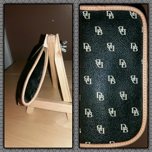 Dooney & Bourke Classic Print Bundle EUC - Picture 6 of 8