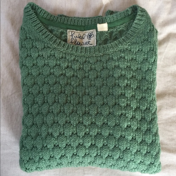 Green Knit Sweater - Picture 1 of 4