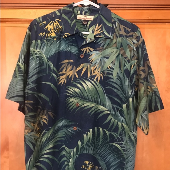 Tommy Bahama Hawaiian Men's Small - Picture 2 of 5