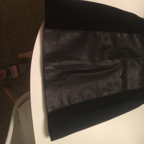 Beautiful theory dress - Picture 4 of 5