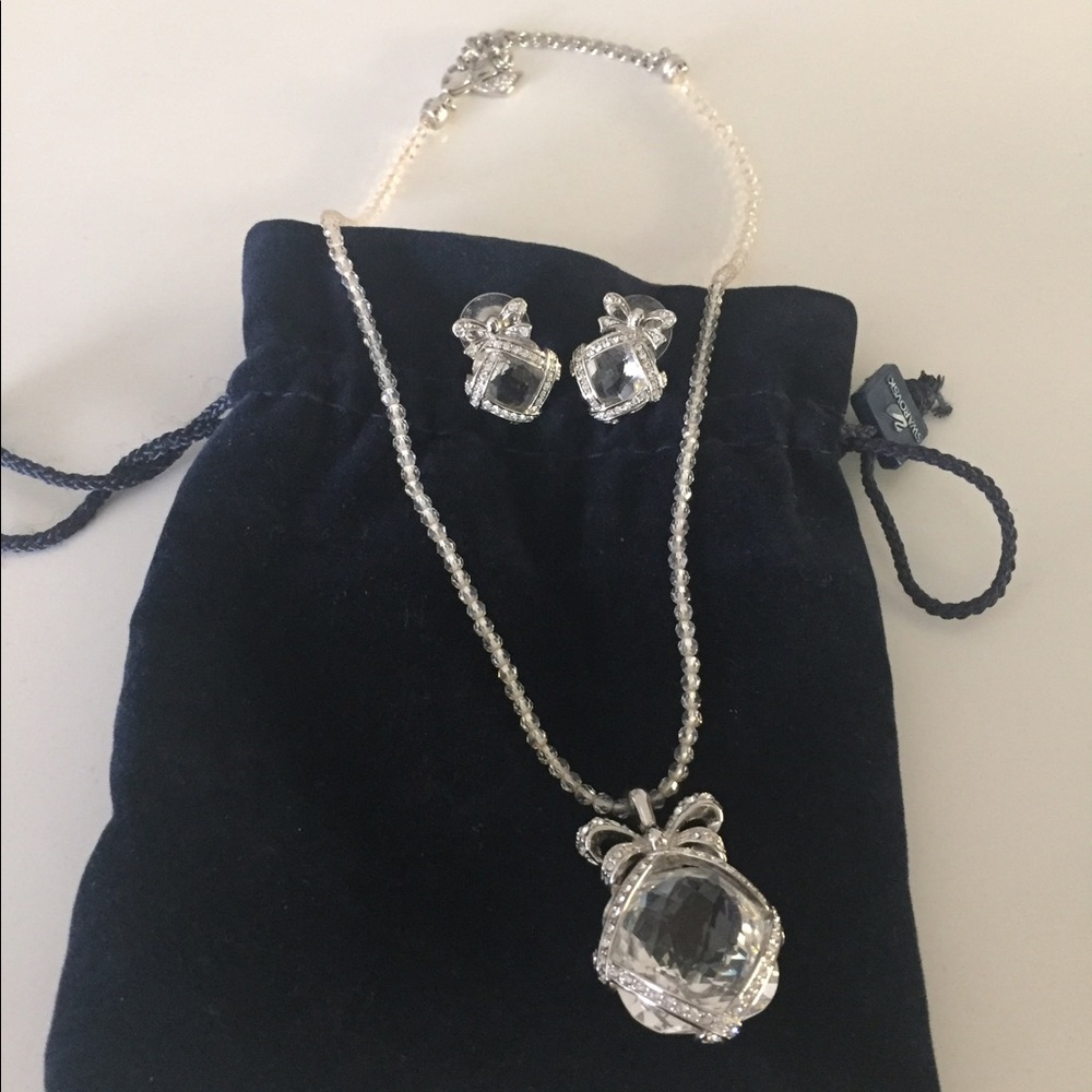 Vintage Swarovski Necklace & Earrings
