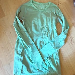 Lululemon Swiftly Tech Long Sleeve Crew