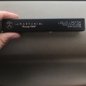 Anastasia Beverly Hills Matte Liquid Lipstick