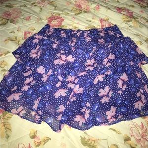 Flowy, floral skirt