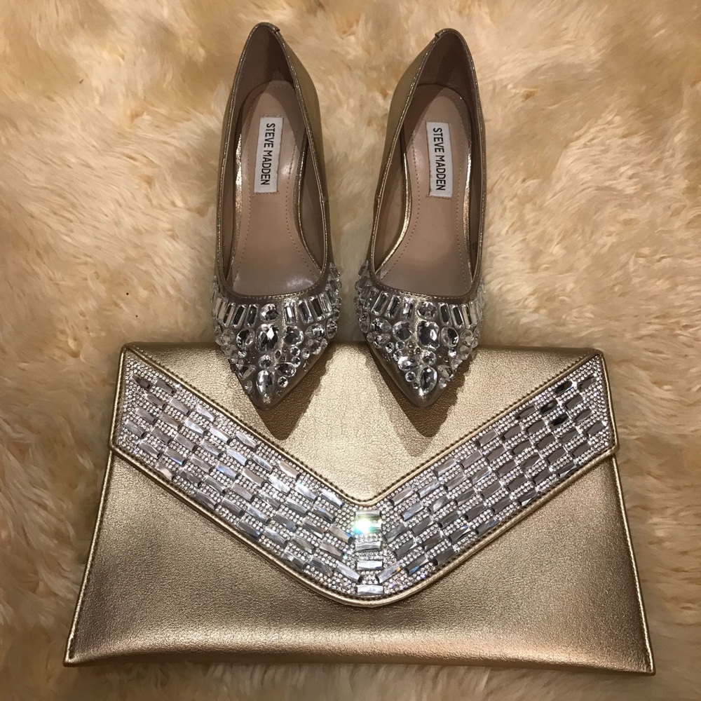 I.N.C international concepts clutch gold