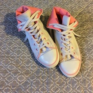 American Eagle high top sneakers