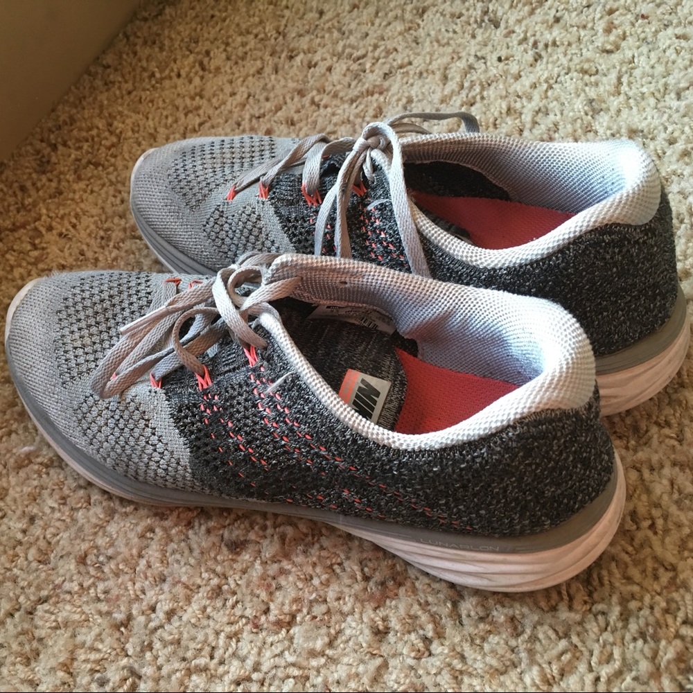more photos of flyknit lunar 3