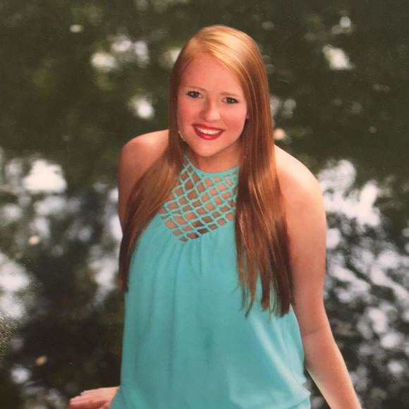 Meet your Posher, Abby - Picture 1 of 1