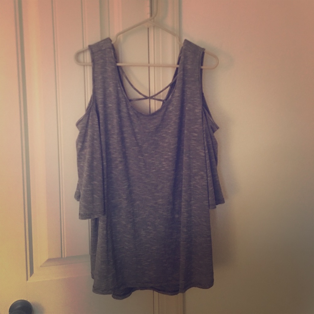 Open shoulder Top