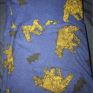 Lularoe Bear leggings OS