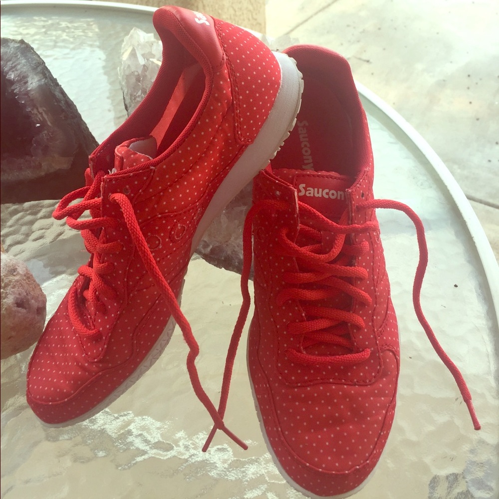 Saucing Red Tennis Shoes 9.5